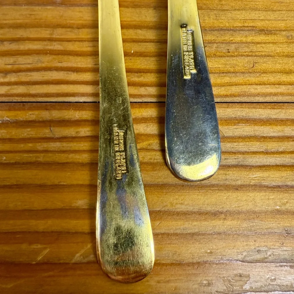 Vintage English Silverplate Serving Utensils | Shell Scroll Pattern | Set of 2